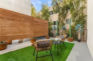 1045 N Kings Road, West Hollywood, CA 90069 - Photo 20