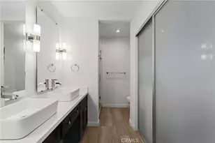 1045 N Kings Road, West Hollywood, CA 90069 - Photo 16