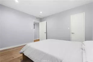 1045 N Kings Road, West Hollywood, CA 90069 - Photo 10