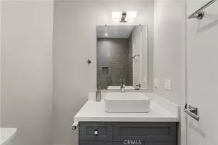 1045 N Kings Road, West Hollywood, CA 90069 - Photo 12