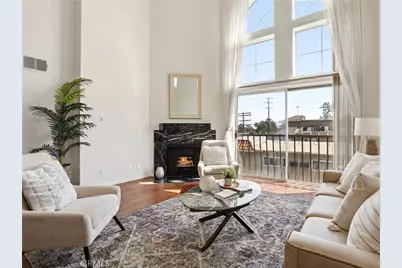 11044 Acama Street #302, Studio City, CA 91602 - Photo 18