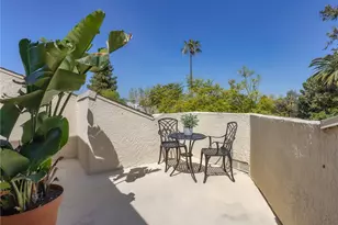 11044 Acama St, Studio City, CA 91602 - Photo 36