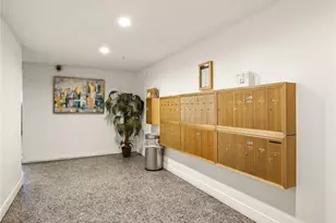 11044 Acama St, Studio City, CA 91602 - Photo 8