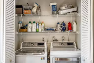 4374 Ventura Canyon, Sherman Oaks, CA 91423 - Photo 10