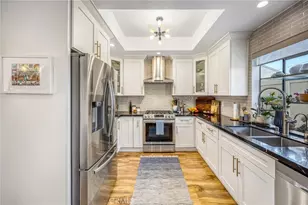 4374 Ventura Canyon, Sherman Oaks, CA 91423 - Photo 8