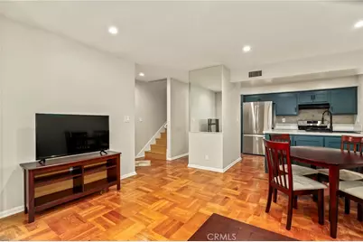 6525 La Mirada Avenue #112, Los Angeles, CA 90038 - Photo 2