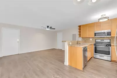 18530 Hatteras #276, Tarzana, CA 91356 - Photo 12