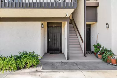 6716 Clybourn #157, North Hollywood, CA 91606 - Photo 2