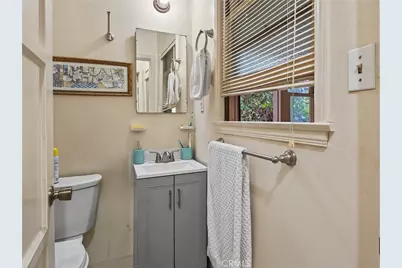 441 Dartmouth Road, Burbank, CA 91504 - Photo 24