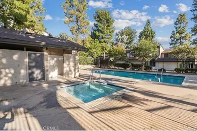 10831 Roycroft Street #72, Los Angeles, CA 91352 - Photo 32