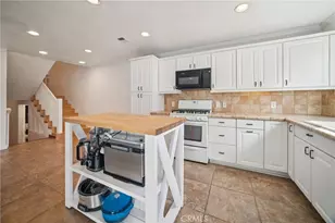 19545 Sherman Way, Reseda, CA 91335 - Photo 10