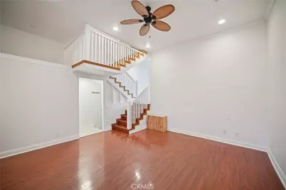 19545 Sherman Way, Reseda, CA 91335 - Photo 6