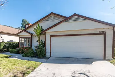 13982 Olive Grove, Sylmar, CA 91342 - Photo 2
