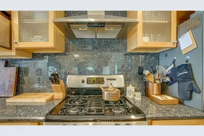 401 S Orchard Drive, Burbank, CA 91506 - Photo 14