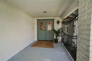 1925 W Parkside, Burbank, CA 91506 - Photo 2