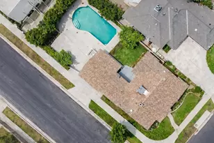 13900 Cantlay St, Van Nuys, CA 91405 - Photo 24