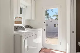 5233 Lemp Ave, Valley Village, CA 91601 - Photo 26
