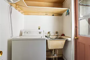 966 E Glenoaks Blvd, Glendale, CA 91207 - Photo 22