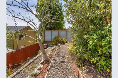 1004 Dexter Street, Los Angeles, CA 90042 - Photo 36