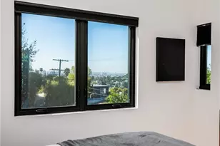 1800 Silverwood, Los Angeles, CA 90026 - Photo 32