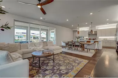 24537 Via Sendero, Valencia, CA 91354 - Photo 4