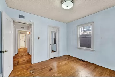 637 E Fairmount Road, Burbank, CA 91501 - Photo 12