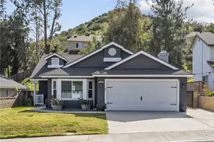 28518 Victoria, Castaic, CA 91384 - Photo 1