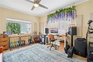 1015 S Mansfield Ave, Los Angeles, CA 90019 - Photo 16