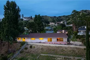 9960 Milburn, Los Angeles, CA 91352 - Photo 14