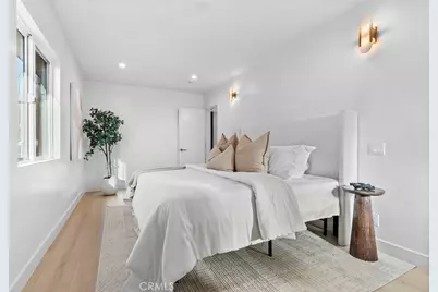 8321 Outland View, Los Angeles, CA 91352 - Photo 32