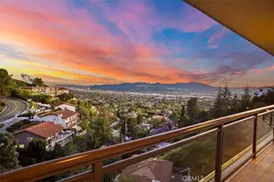 12 Skyline Dr, Burbank, CA 91501 - Photo 4