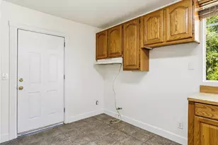 1331 N Lamer St, Burbank, CA 91506 - Photo 10