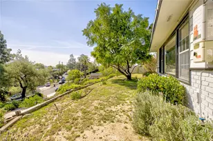10557 Mahoney, Sunland, CA 91040 - Photo 4