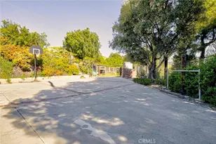 10557 Mahoney, Sunland, CA 91040 - Photo 6