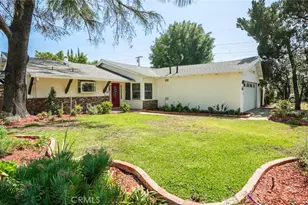 11426 Collett Ave, Granada Hills, CA 91344 - Photo 4