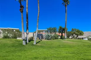 14777 Palm, Desert Hot Springs, CA 92240 - Photo 34