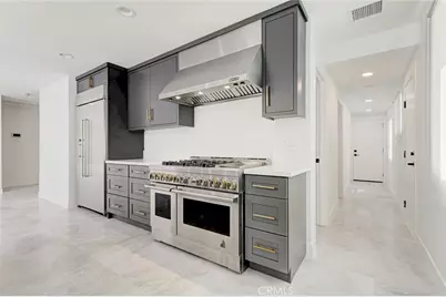 5515 Hermitage Avenue, Valley Village, CA 91607 - Photo 10