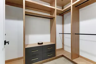 5515 Hermitage Ave, Valley Village, CA 91607 - Photo 12