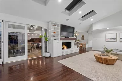 4590 Ensenada Drive, Woodland Hills, CA 91364 - Photo 50