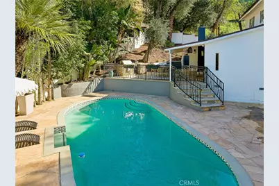 4590 Ensenada Drive, Woodland Hills, CA 91364 - Photo 54