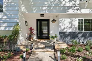 4590 Ensenada Dr, Woodland Hills, CA 91364 - Photo 4