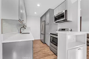 4140 Warner Blvd, Burbank, CA 91505 - Photo 1