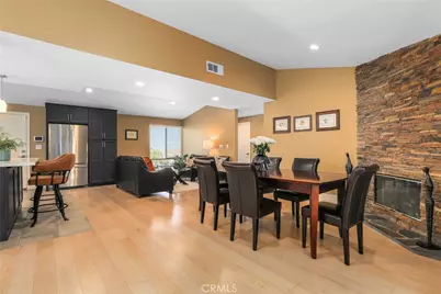 20516 Aetna Street, Woodland Hills, CA 91367 - Photo 8