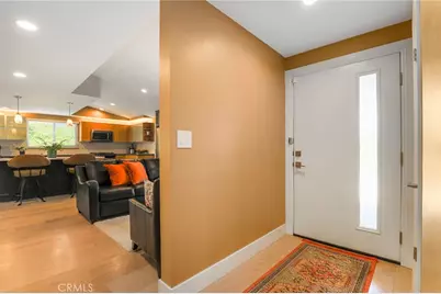 20516 Aetna Street, Woodland Hills, CA 91367 - Photo 24