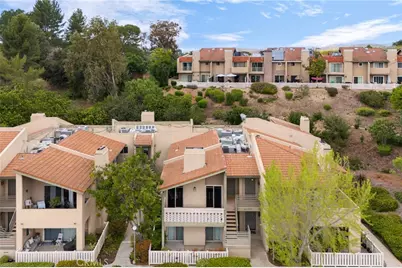 248 Oakleaf #201, Thousand Oaks, CA 91360 - Photo 1