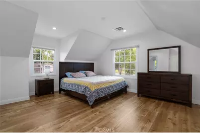 16842 Liggett, Los Angeles, CA 91343 - Photo 20