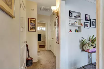 1212 W Victory Boulevard, Burbank, CA 91506 - Photo 16