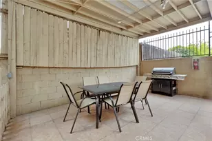 7124 Woodman, Van Nuys, CA 91405 - Photo 26