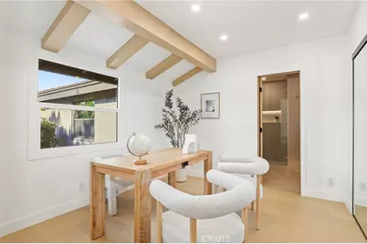 23856 Aetna, Woodland Hills, CA 91367 - Photo 18