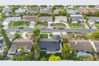 23856 Aetna, Woodland Hills, CA 91367 - Photo 46